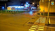 Opilý mladý �idi� ují�d�l ze Stodolní strá�ník�m, nakonec boural.