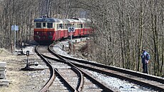 Vlaky zatím jezdí pouze v úseku z D��ína do Telnice, kraj ale nyní �ádá o...