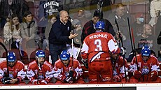 Trenérský asistent u eských hokejist Kalle Kaskinen se obrací na debutujícího...