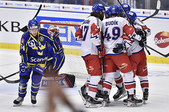 �e�tí hokejisté porazili �védsko 9:3.