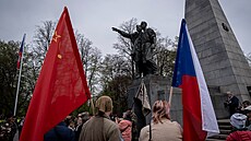 Vlajky s podobiznou Stalina i bývalého Sovětského svazu se objevily v sobotu na... | na serveru Lidovky.cz | aktuální zprávy