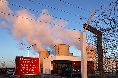 Jádro vítzí. Francie vyrábí pes 70 procent elektiny v jaderných elektrárnách.