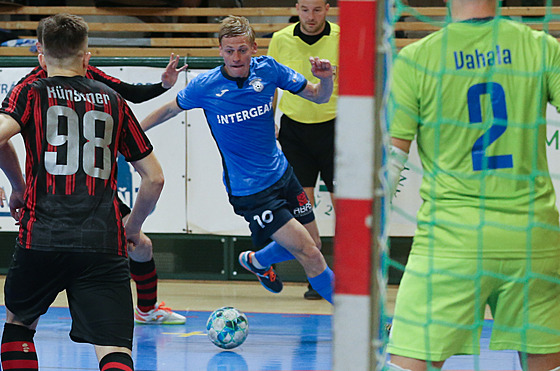 Momentka z futsalového finálového zápasu Plze - Chrudim.