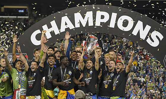 Fotbalisté Seattle Sounders slaví triumf v Lize mistr CONCACAF.