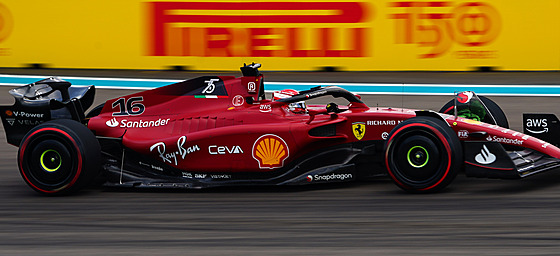 Charles Leclerc z Ferrari v kvalifikaci Velké ceny Miami F1.