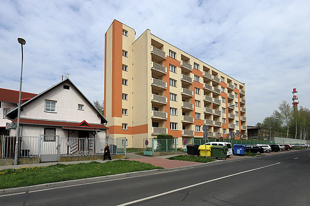 Senioři se těší na opravené byty, nastěhovat se do nich mohou v listopadu