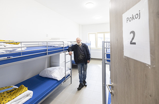 Nová noclehárna pro muže bez domova v pražských Malešicích nabízí 28 lůžek