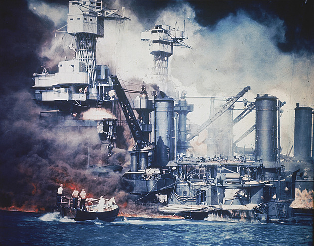 KOMENTÁŘ: Ukrajinský Pearl Harbor? Historické analogie k ruské invazi