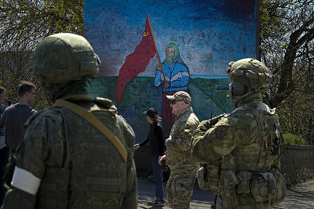 První ruští vojáci dorazili do Běloruska. Jde o obranný projekt, hájí Minsk