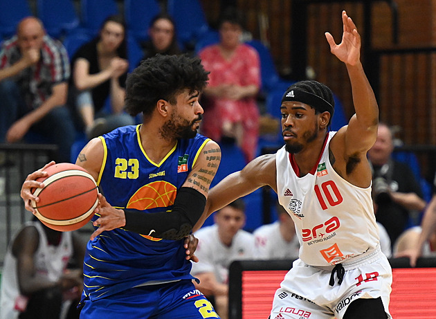 Zkusíme Nymburk nachytat, slibuje manažer ústeckých basketbalistů