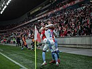 Slávisté slaví dalí gól do sít Slovácka v nadstavbovém zápase Fortuna ligy.