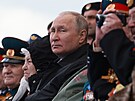 V Moskv zaala pi píleitosti Dne vítzství vojenská pehlídka. Na ní také...
