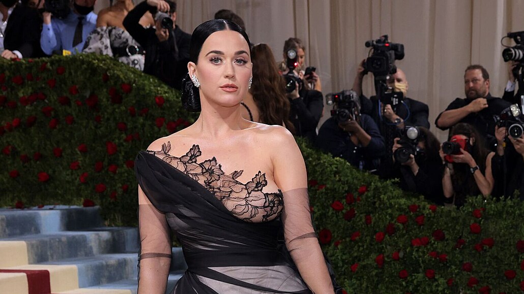 Katy Perry na Met Gala (New York, 2. kvtna 2022)