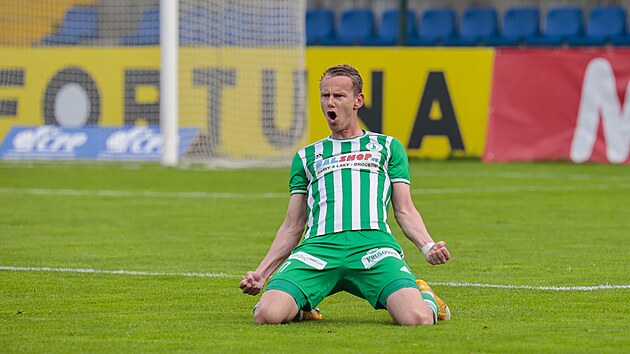 Jan Chramosta z Bohemians se raduje z g�lu do s�t� Zl�na.