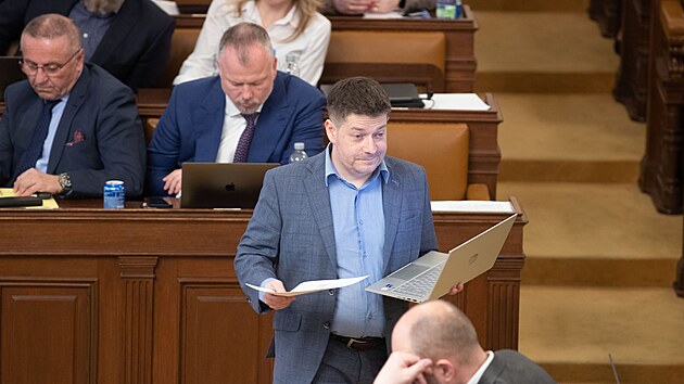 Patrik Nacher z ANO na mimodn schzi Snmovny 3. kvtna 2022