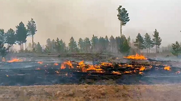 Boj s lesními požáry v Kurganské oblasti. (4. května 2022)
