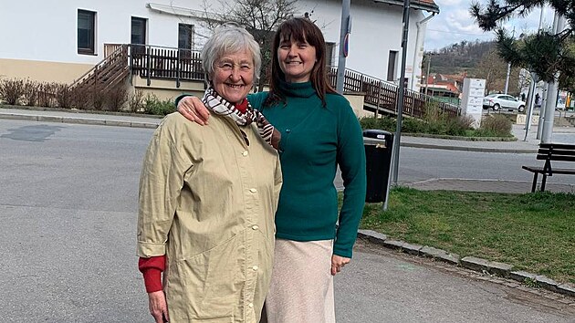 Oksana Černij a její maminka tady v Česku, kam prchla před válkou na Ukrajině.