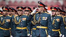 Rusko slaví vojenskou p�ehlídkou Den vít�zství. (9. kv�tna 2022)