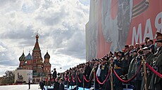 V Moskvě začala u příležitosti Dne vítězství vojenská přehlídka. Na ní také...
