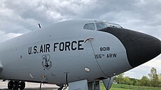 Létající tanker KC-135 americké Národní gardy z Nebrasky na pardubickém letišti... | na serveru Lidovky.cz | aktuální zprávy