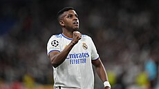 �olík Rodrygo (Real Madrid) oto�il duel s Manchesterem City a poslal ho do...