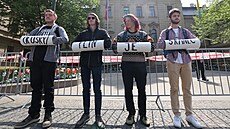 Protest klimatické iniciativy Fridays for Future proti používání ruského plynu....