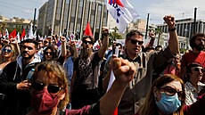Prvomájový pochod se uskutečnil také v řeckých Aténách. (1. května 2022)