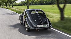 Úspch ve slavné dálkové rally s cílem v Monackém kníectví slaví automobilka...