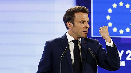Francouzský prezident Emmanuel Macron bhem svého proslovu na konferenci o...