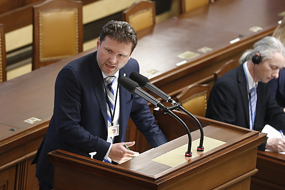 Jednání poslanecké snmovny. Na snímku Radek Vondráek (ANO). (10. kvtna 2022)