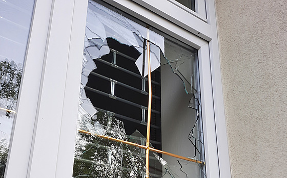 Rozbité okno v dom bývalého starosty a souasného zastupitele ostravského...