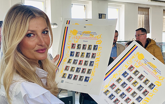 Tereza Maxová s aríky svých známek 25 let Nadace Terezy Maxové (2022)