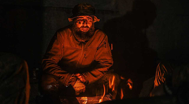 Azov vstává z popela a cvičí na ofenzivu. Chystá údery na ruská města