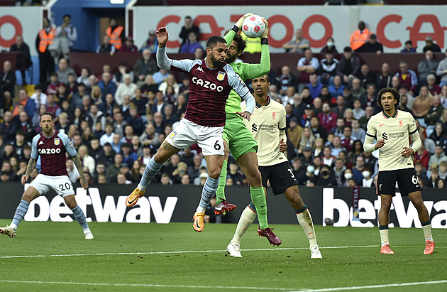 Gerrard proti svému Liverpoolu neuspěl. Aston Villa těsně prohrála