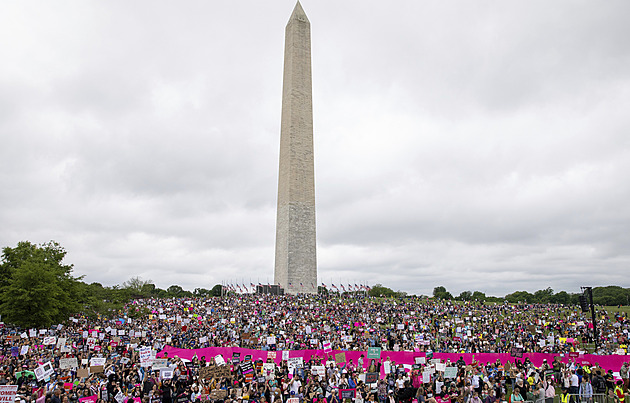 Za právo na potrat se protestovalo napříč Spojenými státy
