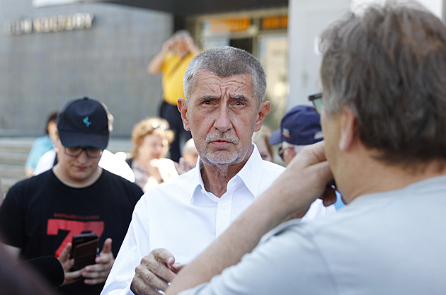 Babiš výrokem o migrantech do domů Piráty nepoškodil, míní soud