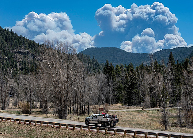 Lesní správa USA připustila, že může za obří požár v Novém Mexiku