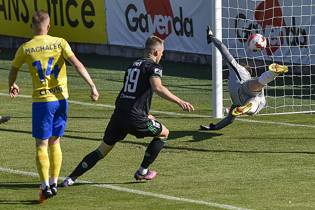 Opava - Bohemians 0:1, po třech minutách rozhodl Květ, výsledek hosté ubránili