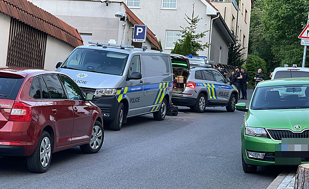 Policie našla matku novorozence, který byl nalezen v Praze mrtvý v pytli