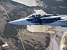 védská stíhaka letí nad ostrovem Gotland v Baltském moi. (11. kvtna 2022)