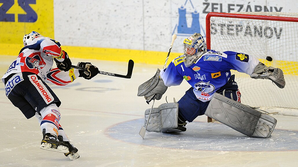 Sasu Hovi v dresu Komety Brno