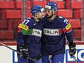 Phil Pietroniro p�ekvapil Kana�any a poslal Itálii do vedení.