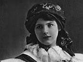 První českou královnou krásy byla v roce 1910 Růžena Brožová a její půvab...
