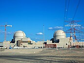 Jaderná elektrárna Barakah postavená jihokorejskou společností KHNP na břehu...
