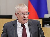 Předseda kontrolního výboru Státní dumy Oleg Morozov. (14. prosince 2021)