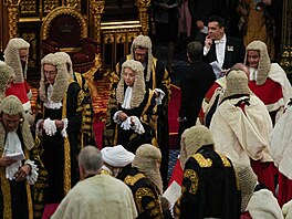 Pípravy na zasedání nového období britského parlamentu (Londýn, 10. kvtna...