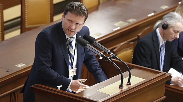 Jednn poslaneck snmovny. Na snmku Radek Vondrek (ANO). (10. kvtna 2022)