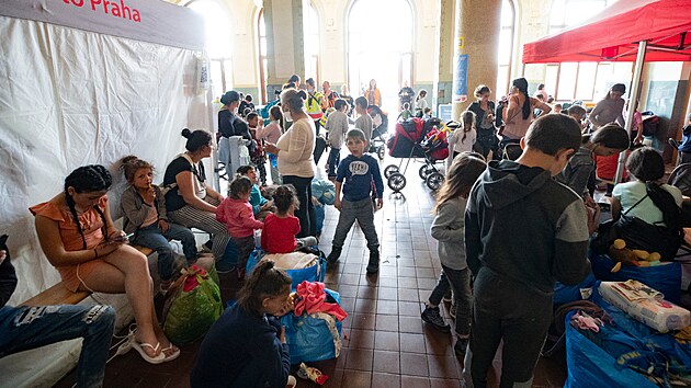 Centrum pomoci Ukrajině na Hlavním nádraží v Praze. (10. května 2022)