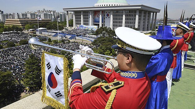 Inauguran ceremonil novho jihokorejskho prezidenta Jun Sok-jola (10. kvtna 2022)