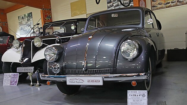 Tatra 97, kterou okopíroval konstruktér Ferdinand Porsche, když navrhoval legendární Volkswagen Brouk.